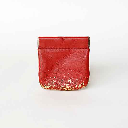 Leather and lacquer coin case Yukasumi