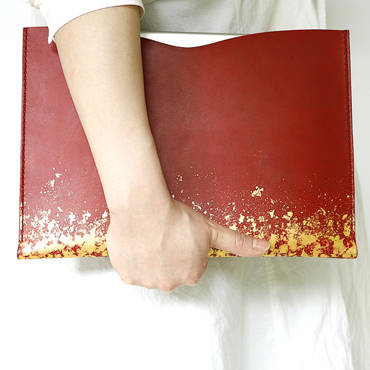 Leather and lacquer iPad sleeve case "Yukasumi"